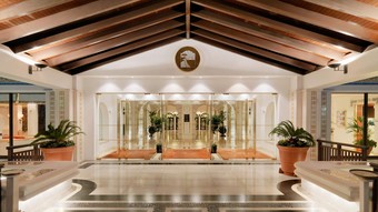 Pine Cliffs Hotel, A Luxury Collection Resort