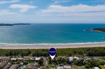 Beachfront Bliss / Broulee