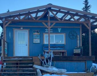 Cozy Cabin With Amazing Ocean Views