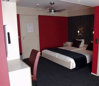 Hotel De Postelse Hoeve