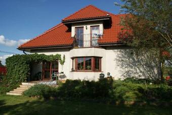 Villa Comfortable House With Garden
