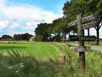 Agroturismo Cozy Farmhouse In Lochem With Forest Nearby