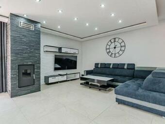 Dom Nad Jeziorem Ublik