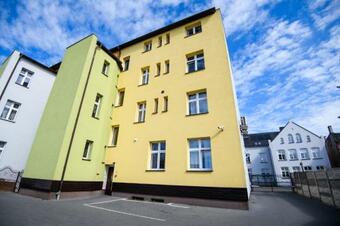 Albergue Centrum Noclegi W?growiec