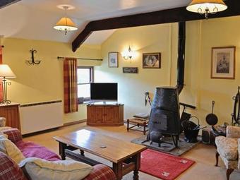 5 Swallowholm Cottages