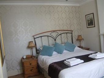 Hostal St. Vincent Guesthouse