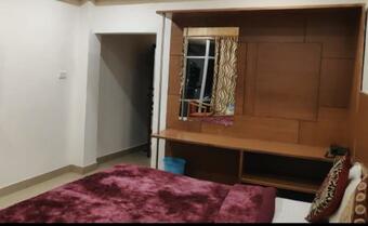 Hostal Saphhire Valley