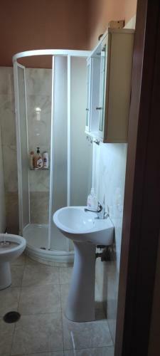 Three Bedroom Apartment In Agria