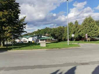 Bed & Breakfast ?ulenti? Sobe I Restoran