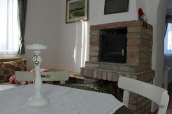 Apartamento Patr�cia Pihen?h�z