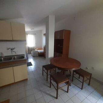 Apartmani Dotli?