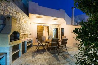 Villa Antheon-villa With Private Pool