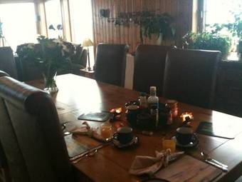 Westrow Lodge Bed & Breakfast