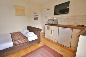 Hotel Central Studios Gloucester Road
