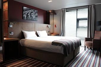 Hotel Village Urban Resort Manchester Ashton