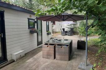 Chalet "de Hazelnoot" Te Diever