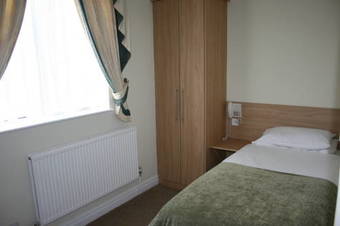 Henry's Bed And Breakfast