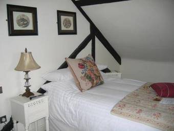 Ye Olde Bell Hotel