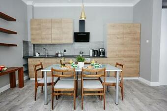 Apartament Zielony De Lux Dla 4 Os�b Chorz�w Katowice