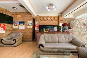 Oyo 1147 Vien Ngoc Xanh Hotel