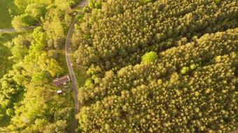 Dom Na Skarpie - Ucieczka Na Wie? - Kominek