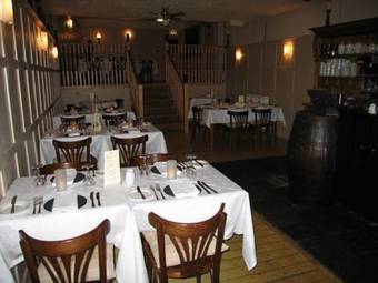 Station Hotel And Restaurant