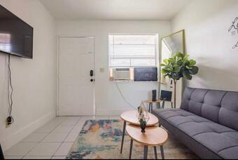 One Bedroom Cozy Apartment