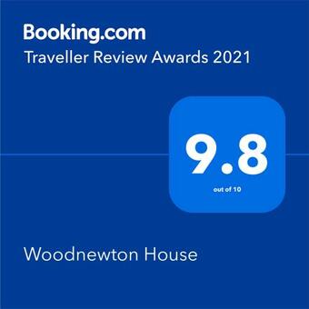 New-6 Berth-2wc-2 Bath-off-road Parking