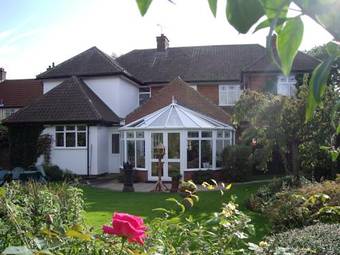 Hostal Harwood House B&B