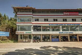 Hotel Oyo 87104 Kalapurackal Residency