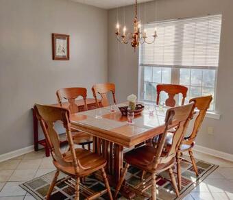 Cozy 4bd House 15min To Atlanta Airport In Quiet Suburb