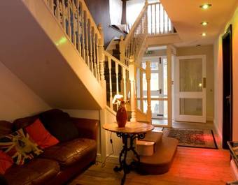 The Old Bath Arms Hotel