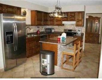 Cheerful 4 Br/2 Baths Between Evansville/ Newburgh