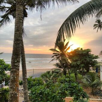 Hotel Ocean Breeze Villa