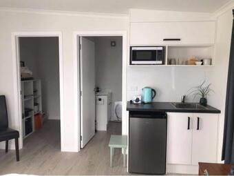 Hostal Mahana Retreat