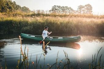 Scandinavisch Huisje Met Vuurplaats