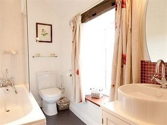 Hostal Belmont Bed And Breakfast