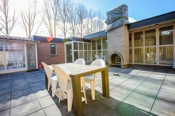Bungalow Met Priv� Zwembad En Sauna