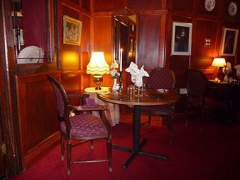 Hostal The Walnut Tree