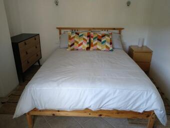 Courniou, Maison De Village Sur La Voie Verte