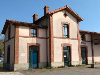 G�te Insolite: Appart' Du Chef De Gare