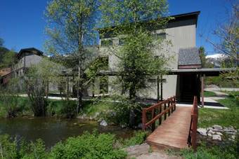 Hotel The Aspens Racquet Club