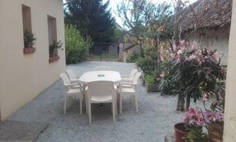 Hostal Les Chambres De La Bosse