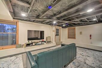 Waterfront River Home Kayak, Fish, And More!