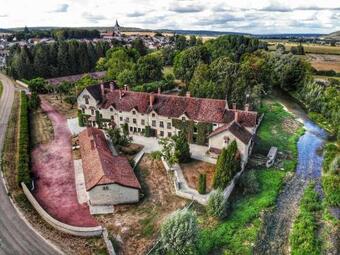 Hostal Le Manoir De Lafert�-sur-aube