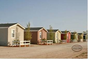 Hostal Eagle Ford Village Suites