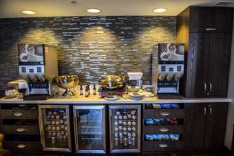 Crowne Plaza Hotel Dulles Airport