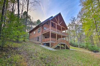 Serenity Now Cabin With Fire Pit And Game Room!