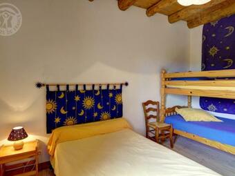 G�te Jeansagni�re, 4 Pi�ces, 8 Personnes - Fr-1-496-97