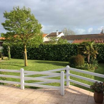 Espace Et Tranquillit� Dans Cette Charmante Maison Au Fenouiller